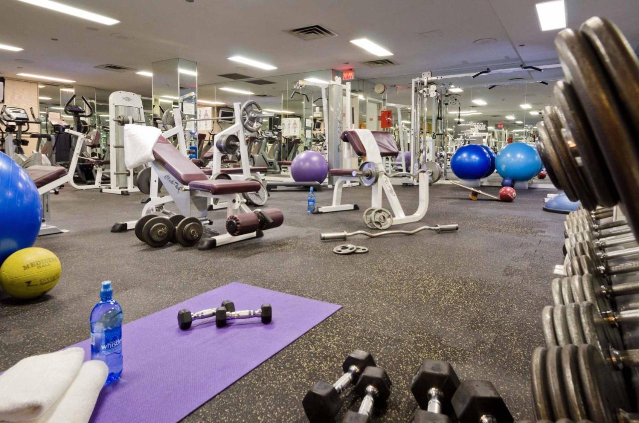 The Sutton Place Hotel Vancouver Luaran gambar The Fitness Center at the Westin